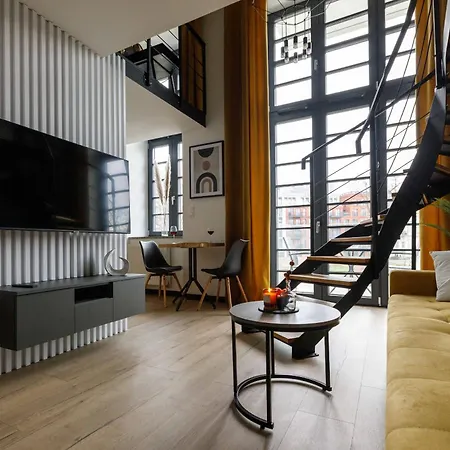 Apartment Golden - Stylish Loft - Great Location &jana Pawla33