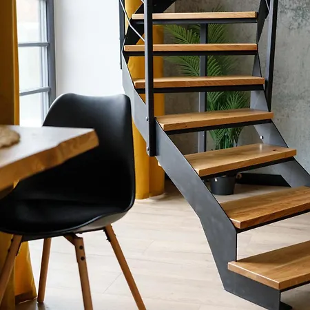 Golden - Stylish Loft - Great Location &jana Pawla33 Apartment *